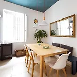 La Casa Morada Кадис